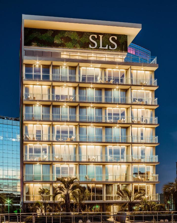 Готель Sls Buenos Aires Puerto Madero Екстер'єр фото The hotel at night